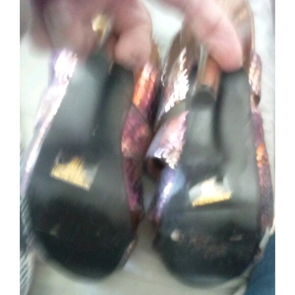 Women's Sarah Jayne Strappy Sandals Peep Toe Stiletto Heel Metallic sz 7.5M Read - Picture 6 of 7